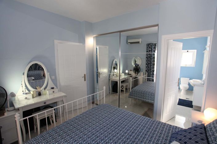 Image No.31-2 Bed Villa for sale