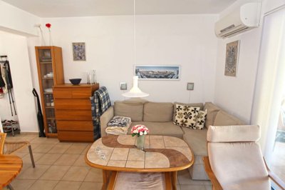 19lounge-1759312764