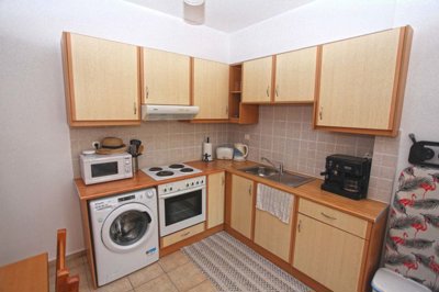 9kitchen-1759746882