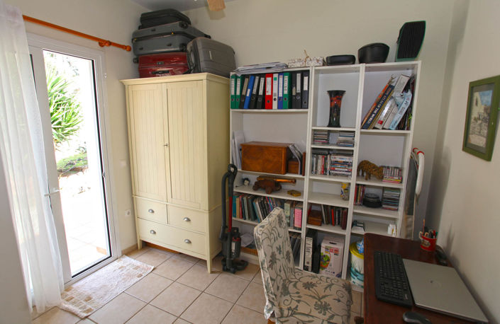 Image No.19-3 Bed Villa for sale