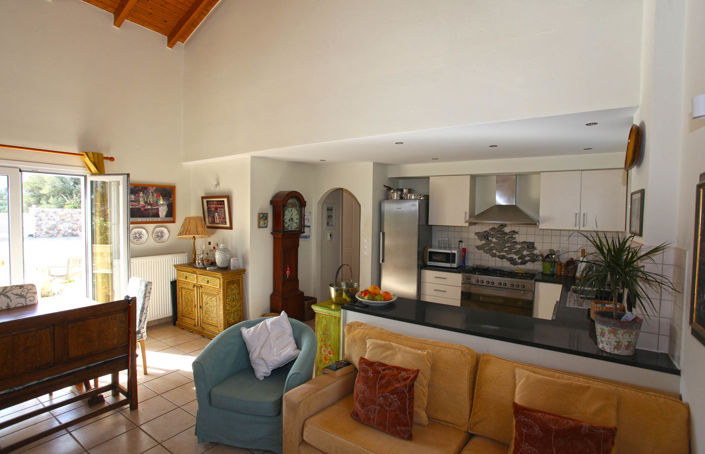 Image No.2-3 Bed Villa for sale