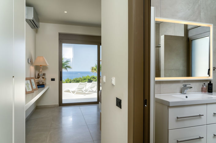 Image No.18-4 Bed Villa for sale