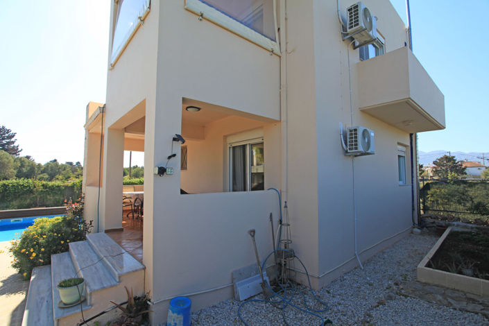 Image No.19-2 Bed Villa for sale