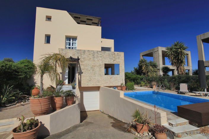 Image No.21-2 Bed Villa for sale