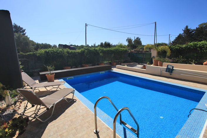 Image No.32-2 Bed Villa for sale