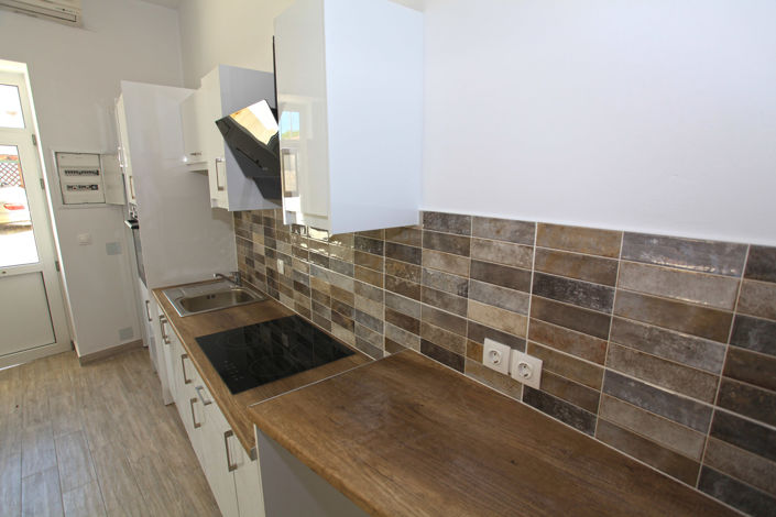 Image No.5-1 Bed Property for sale