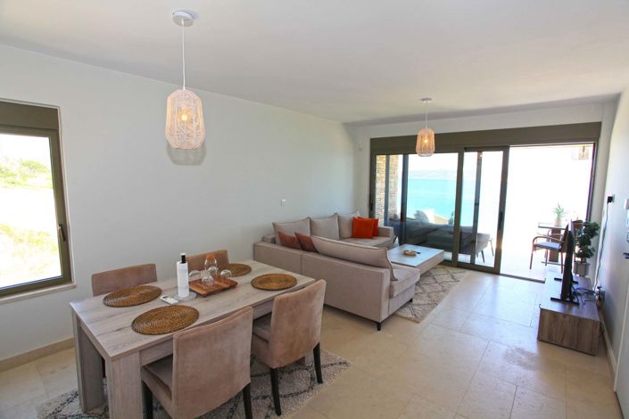 Image No.3-2 Bed Villa for sale