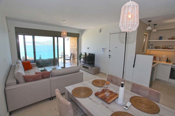 Image No.4-2 Bed Villa for sale