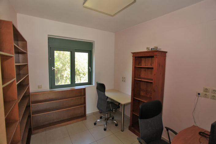 Image No.21-3 Bed Villa for sale