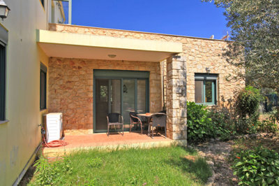 11housesideveranda-1781093396