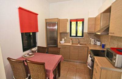 9kitchendiningarea-1781173662