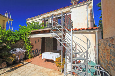 5house-1782477438