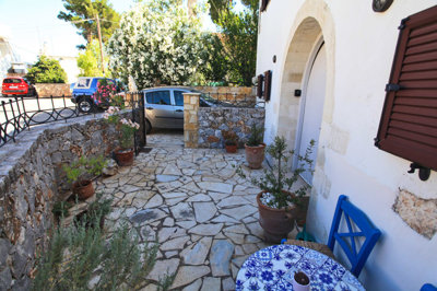 7frontgarden-1782477439