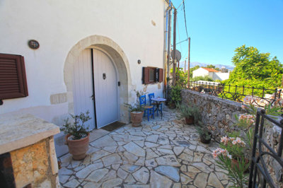 6houseentrance-1782477439