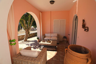 13housefrontterrace-1785836296