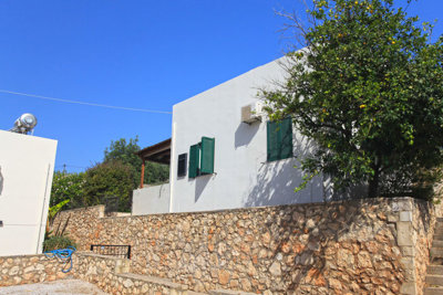 4houseside2-1786621211