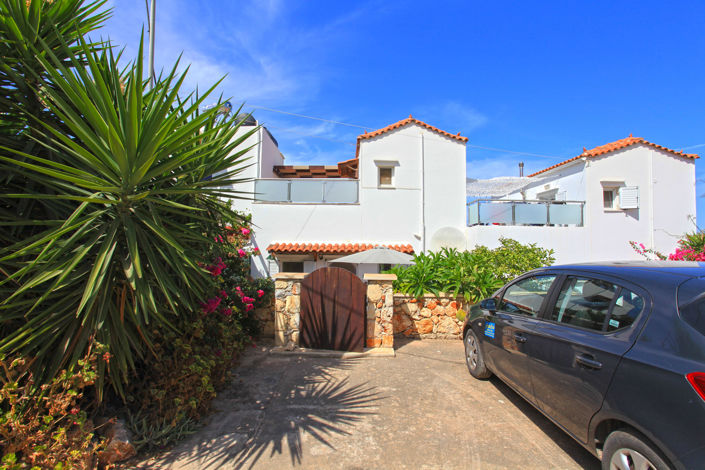 Image No.10-2 Bed Villa for sale