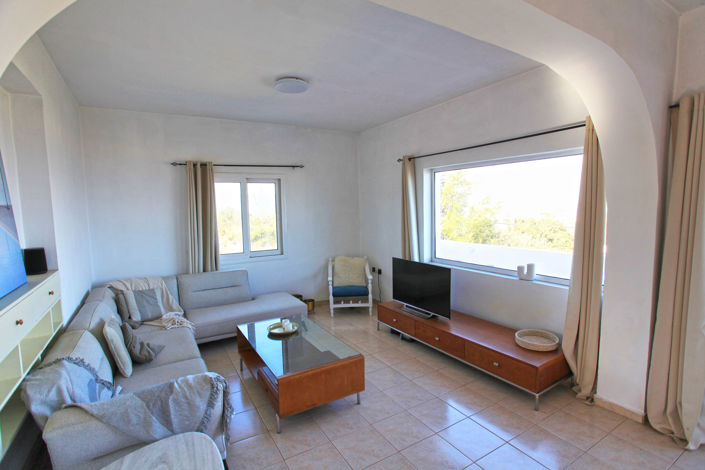 Image No.3-3 Bed Villa for sale
