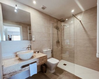 propertyimage1jfoug1jse20241120041622