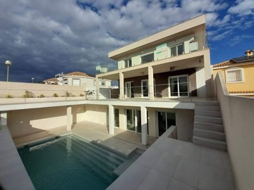 propertyimage1adtntudxu20250509060033