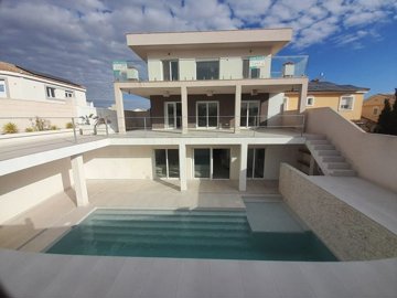 propertyimage1teojktrtn20250618055550