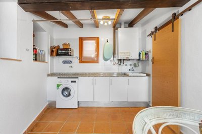 propertyimage1jgpyxky2v20250316073120