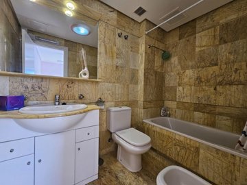 propertyimage1x07xo43uy20250409075027
