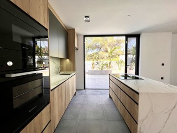 propertyimage1kneq09fib20250409073200
