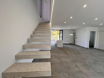propertyimage1c5bt2ihqz20250409073212