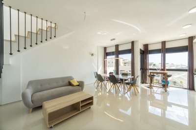 propertyimage1lzbemrzlk20250408061316