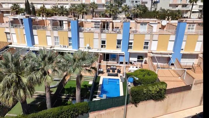 Image No.1-3 Bed Villa for sale