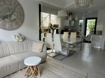 propertyimage1ekfm3uolv20250424053253