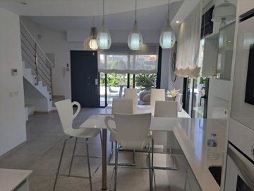 propertyimage1adtyotvcm20250509054225