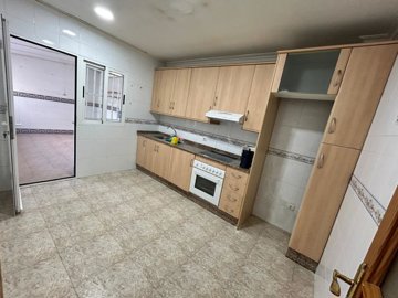 propertyimage1zhtavvnrs20250403073733