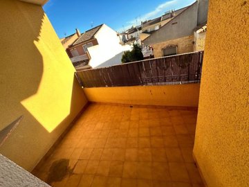 propertyimage1sq90jac2l20250403073716