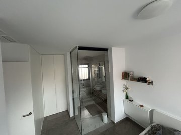 propertyimage18b00zbykd20250417065757