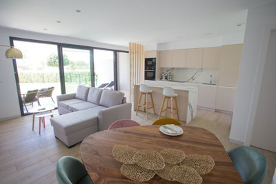 propertyattachment1solfooowl20250416103022