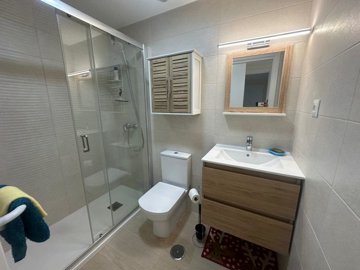 propertyimage127oyysrjg20250417031304