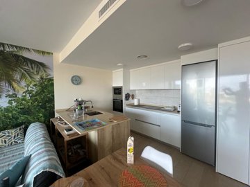 propertyimage1vzg1smlrn20250417031250