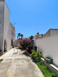 propertyimage1bgiggtuyz20250426053833
