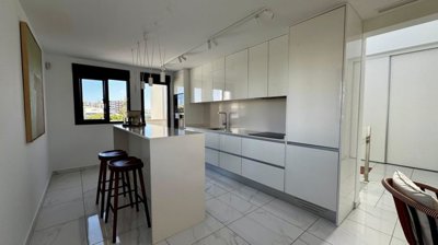 propertyimage1ysms2xuis20250427054101