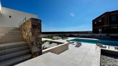 propertyimage1sqpgrd6tf20250427054040
