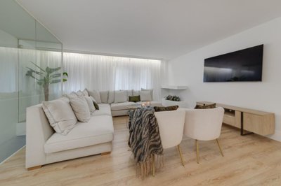 propertyimage1a8rwg1hcp20250428053612