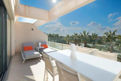 propertyimage1ymkm4tvdw20250430042009