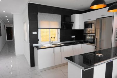 propertyimage1qjhe2xdqh20250501042331