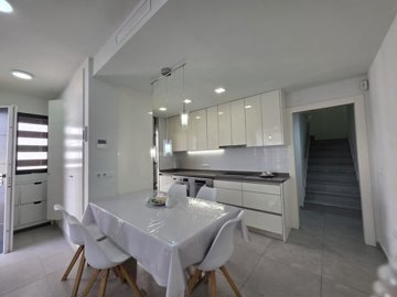 propertyimage1zp543ymhs20250606042222