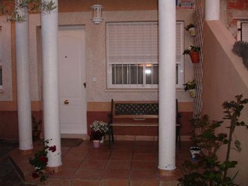 propertyimage1wrnxninid20250502042135