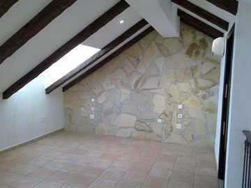 propertyimage1ncjwoah4z20250502042151