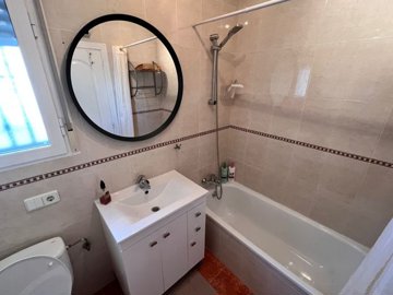 propertyimage1rbxq3gv6m20250505053508