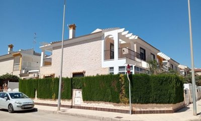propertyimage1plugzoohc20250506054037